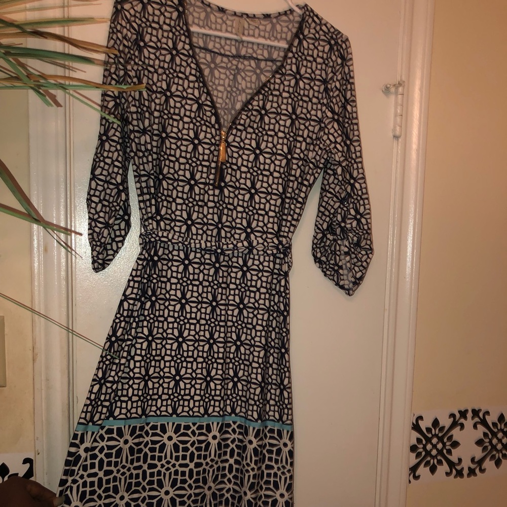 Causal dress